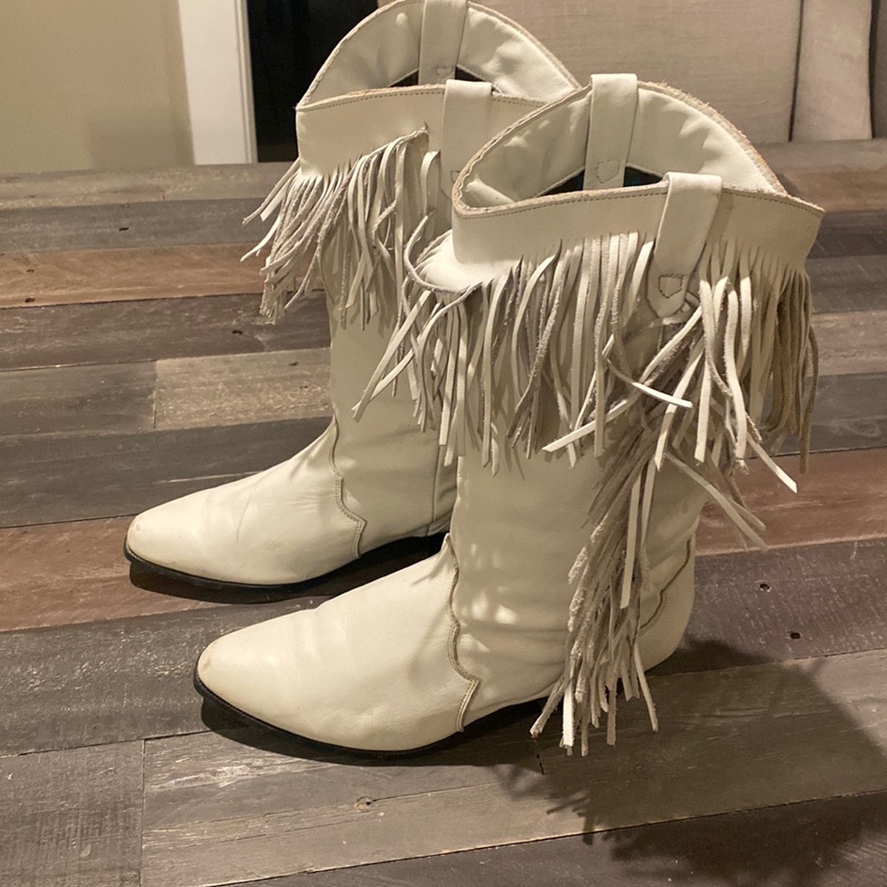 Vintage White Fringe Cowboy Boots Size 8